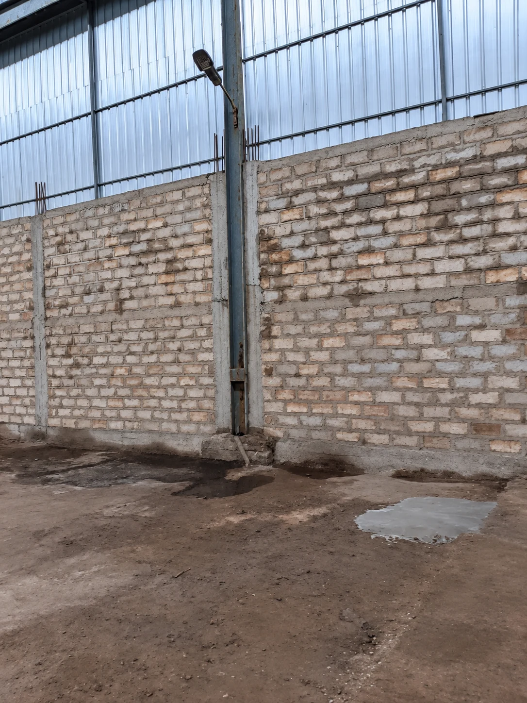 Détail de structure intérieure d’un hangar